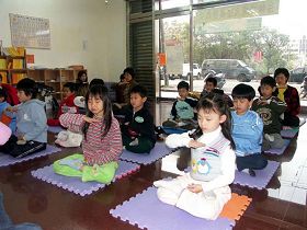 台湾小学生征文和大陆博士生论文（图）